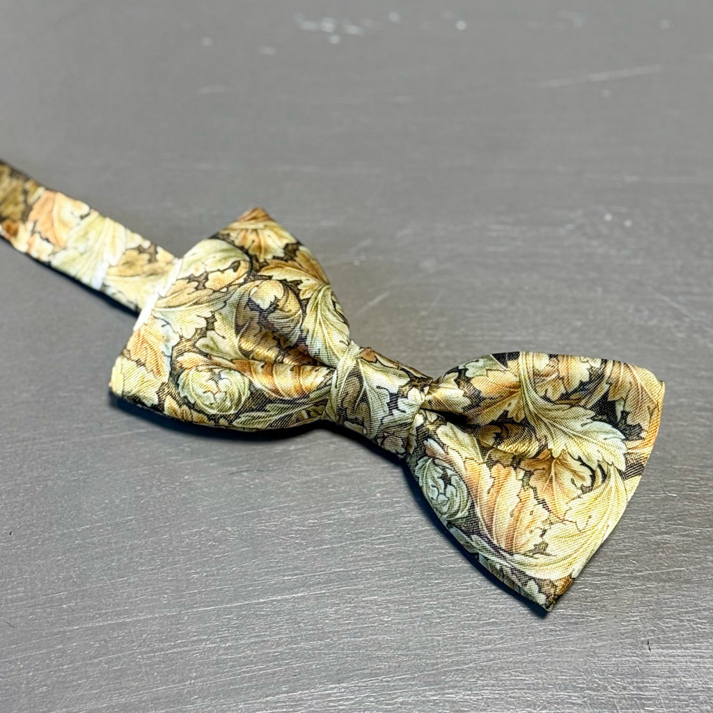 クラシック柄】ボタニカルリーフ 蝶ネクタイ – 名古屋のオーダースーツ
